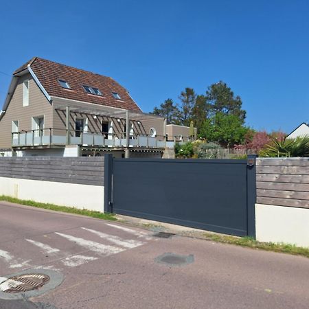 Appartement Moderne Avec Terrasse - Proche Mer อากง กูแต็งวิลล์ ภายนอก รูปภาพ