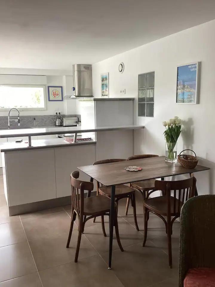 Appartement Moderne Avec Terrasse - Proche Mer อากง กูแต็งวิลล์ ภายนอก รูปภาพ